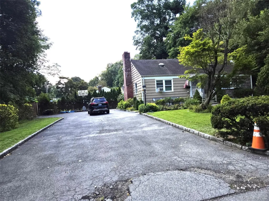 810 Fenimore Road Mamaroneck NY 10543