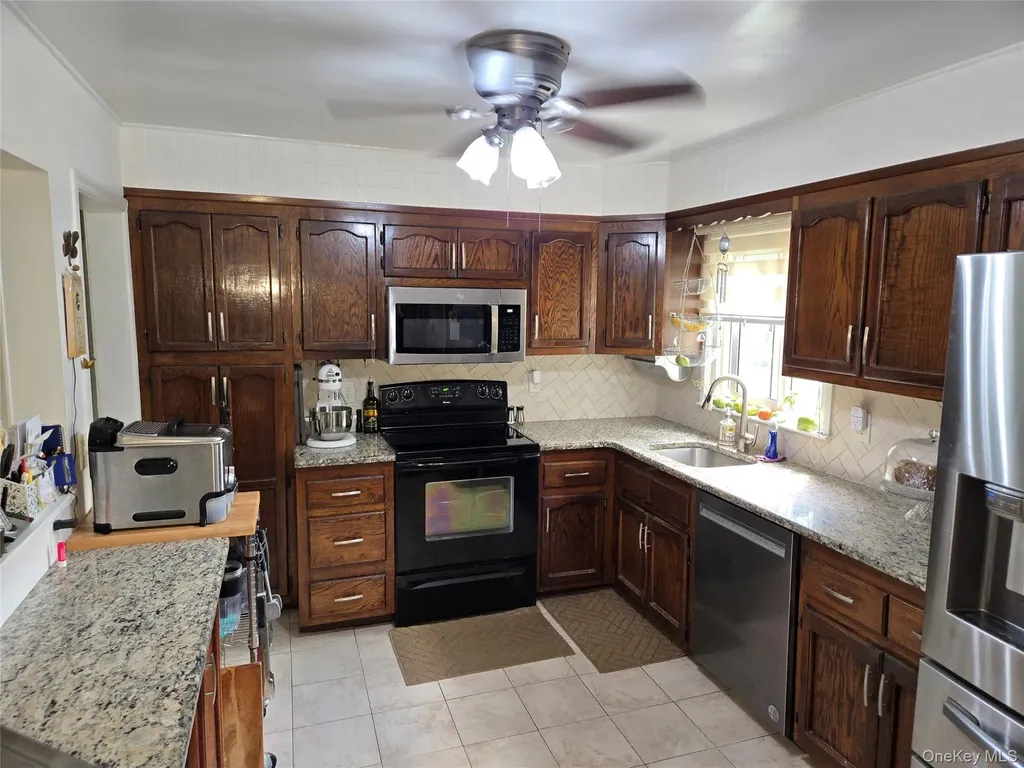 810 Fenimore Road Mamaroneck NY 10543