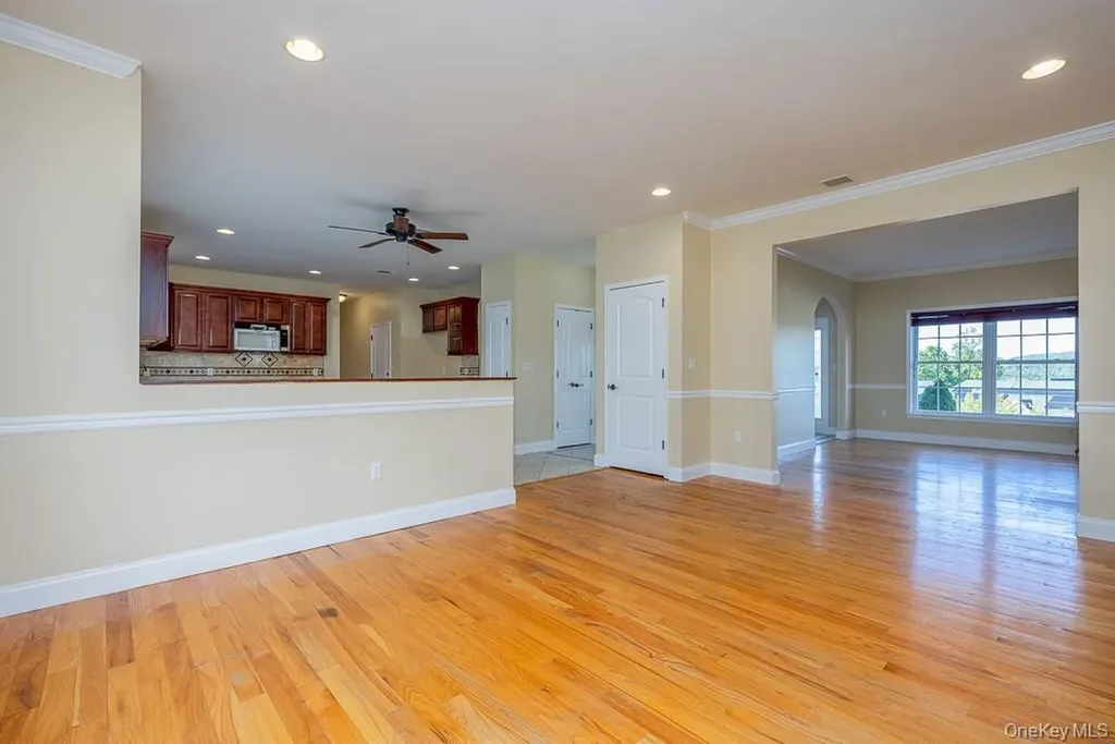4 Standish Road Monroe NY 10950