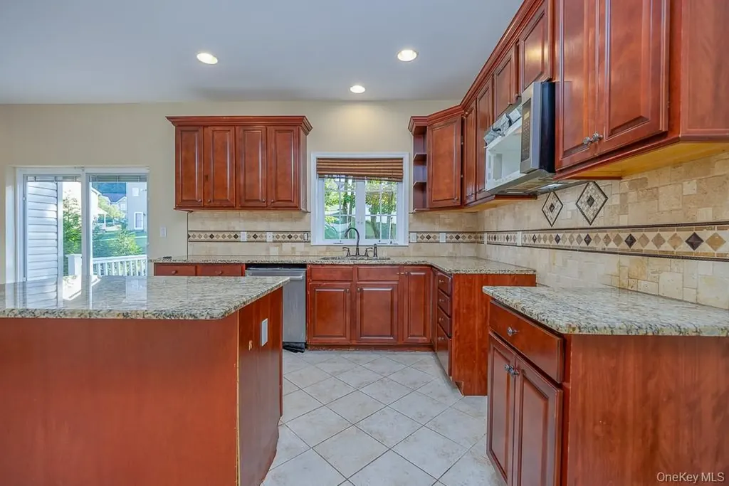 4 Standish Road Monroe NY 10950