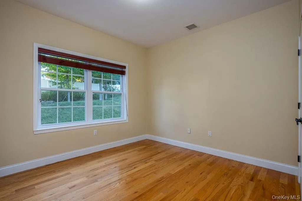 4 Standish Road Monroe NY 10950