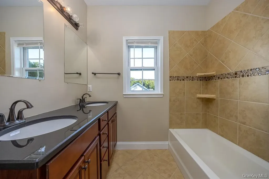 4 Standish Road Monroe NY 10950