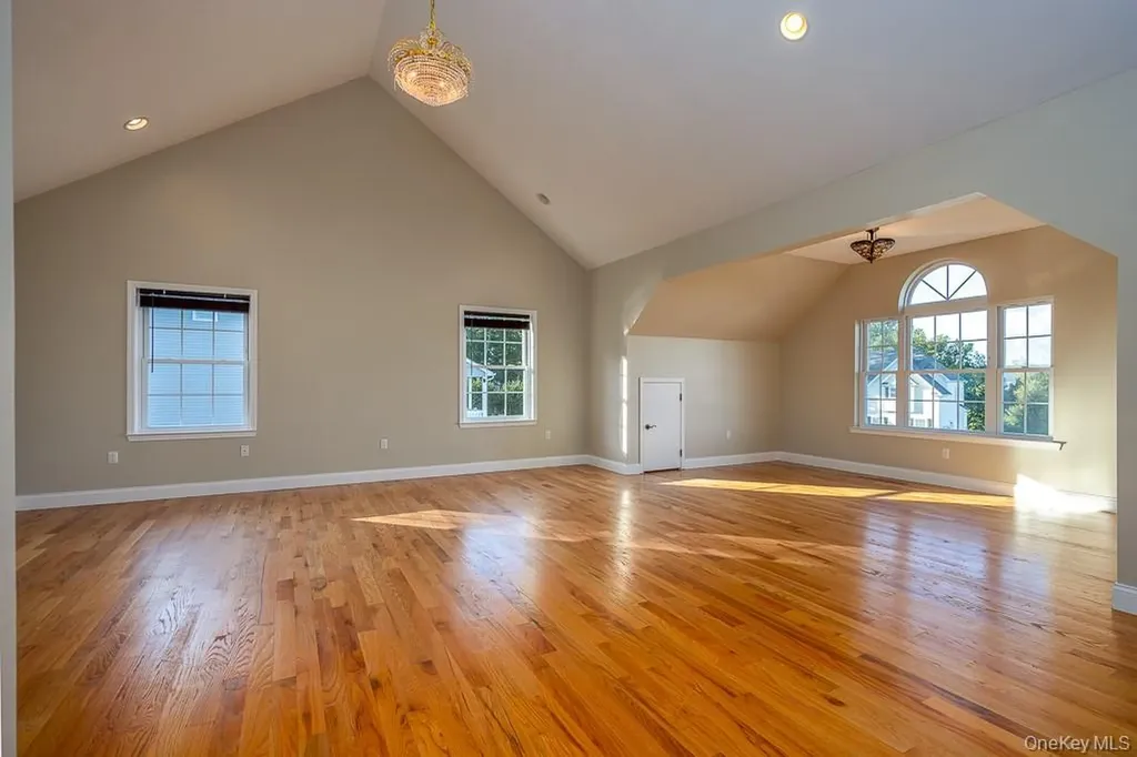 4 Standish Road Monroe NY 10950