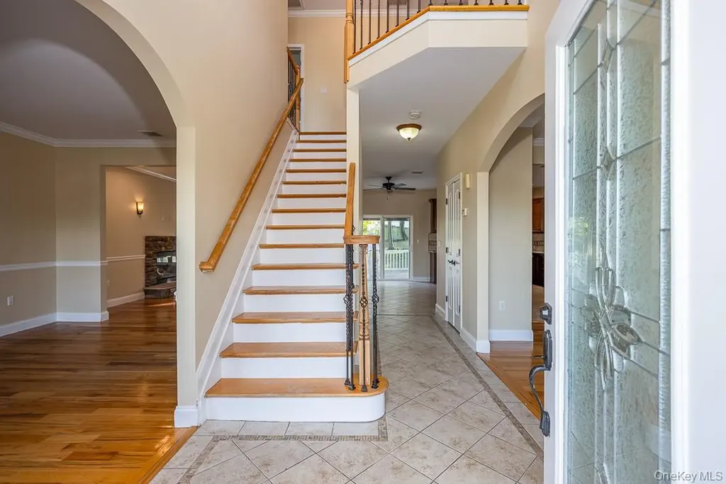 4 Standish Road Monroe NY 10950