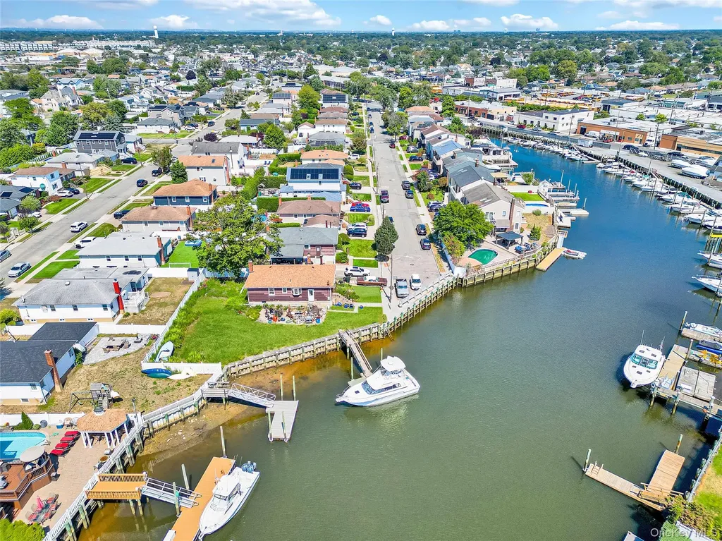 3354 Murdock Avenue Oceanside NY 11572