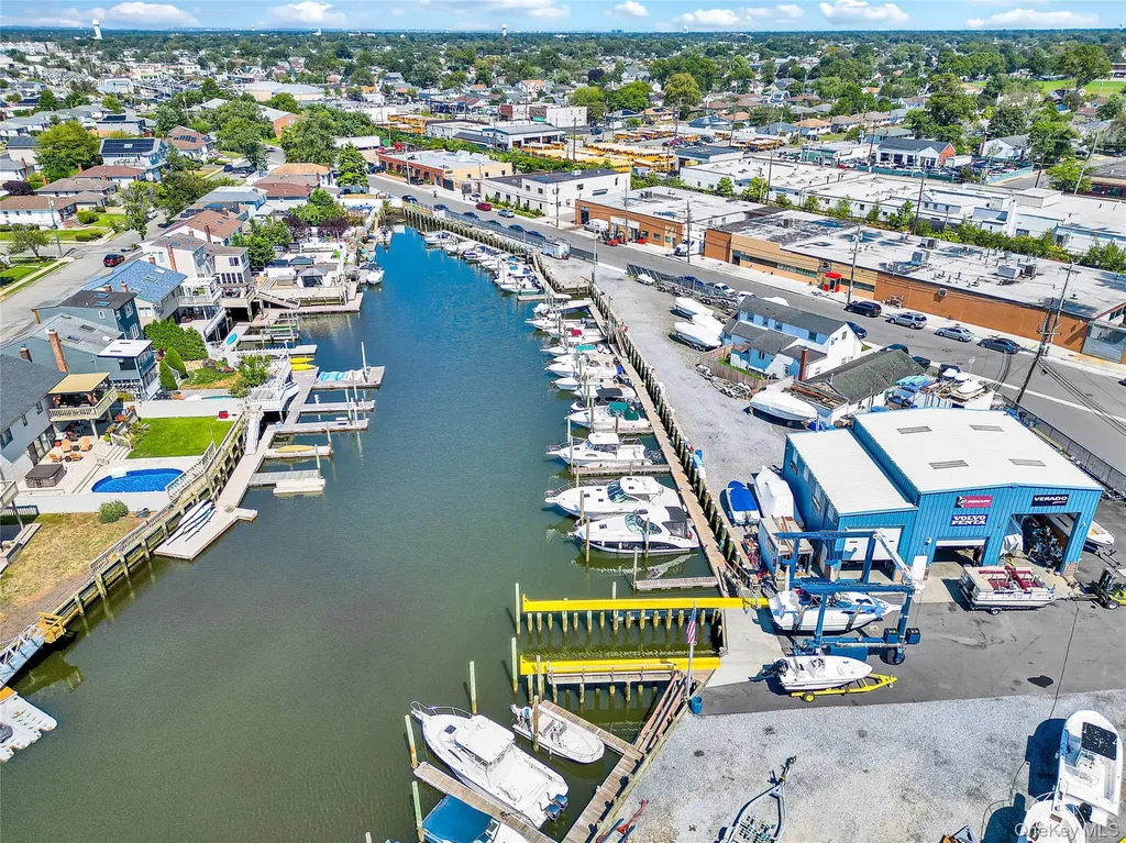 3354 Murdock Avenue Oceanside NY 11572