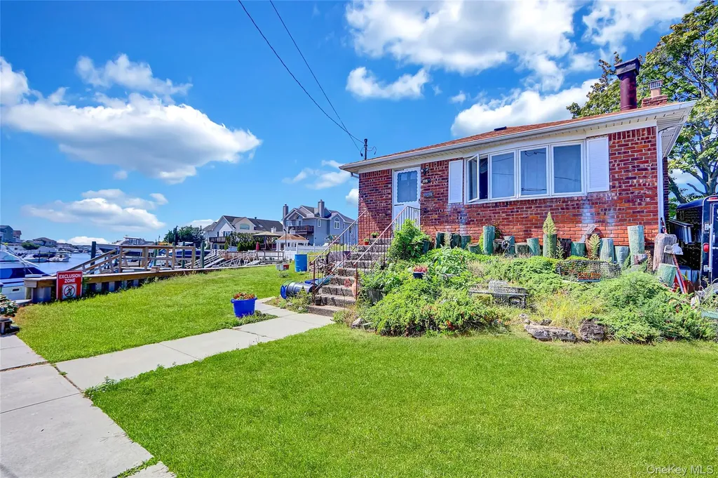 3354 Murdock Avenue Oceanside NY 11572