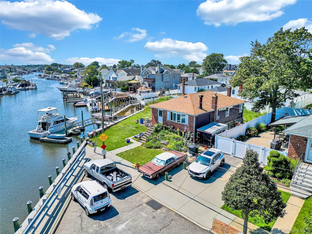 3354 Murdock Avenue Oceanside NY 11572