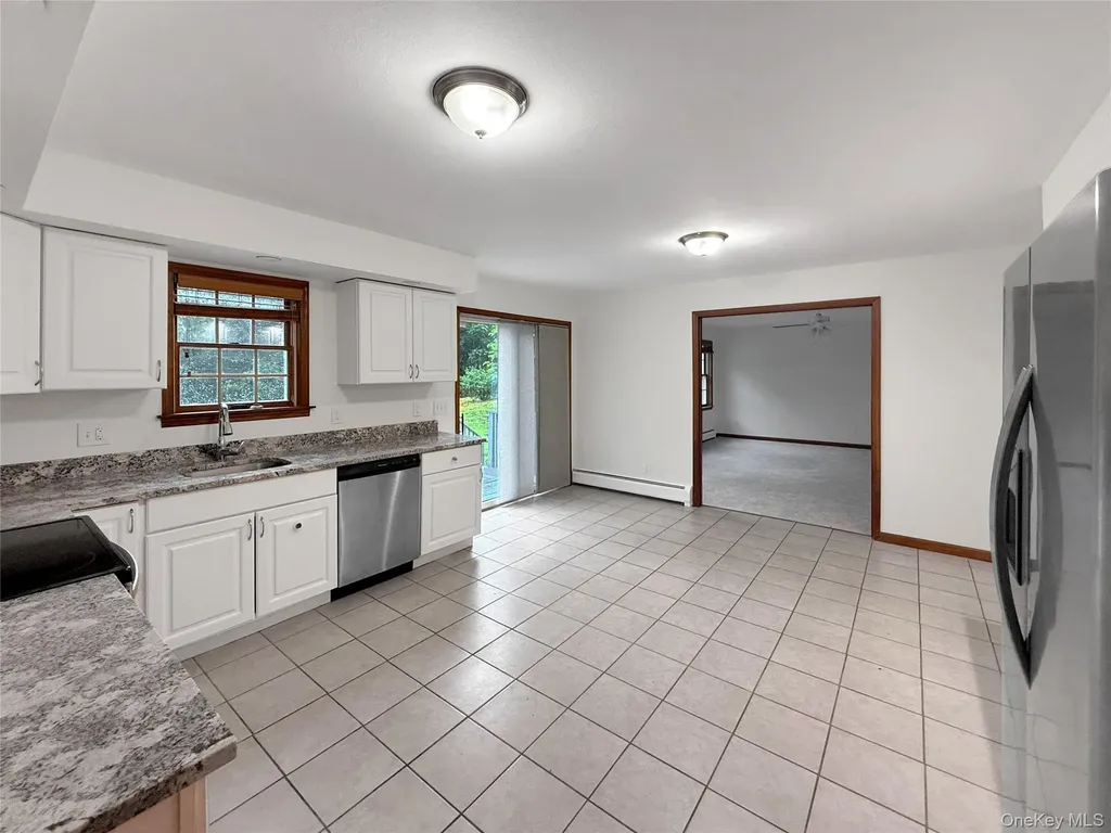 325 Jackson Avenue New Windsor NY 12553