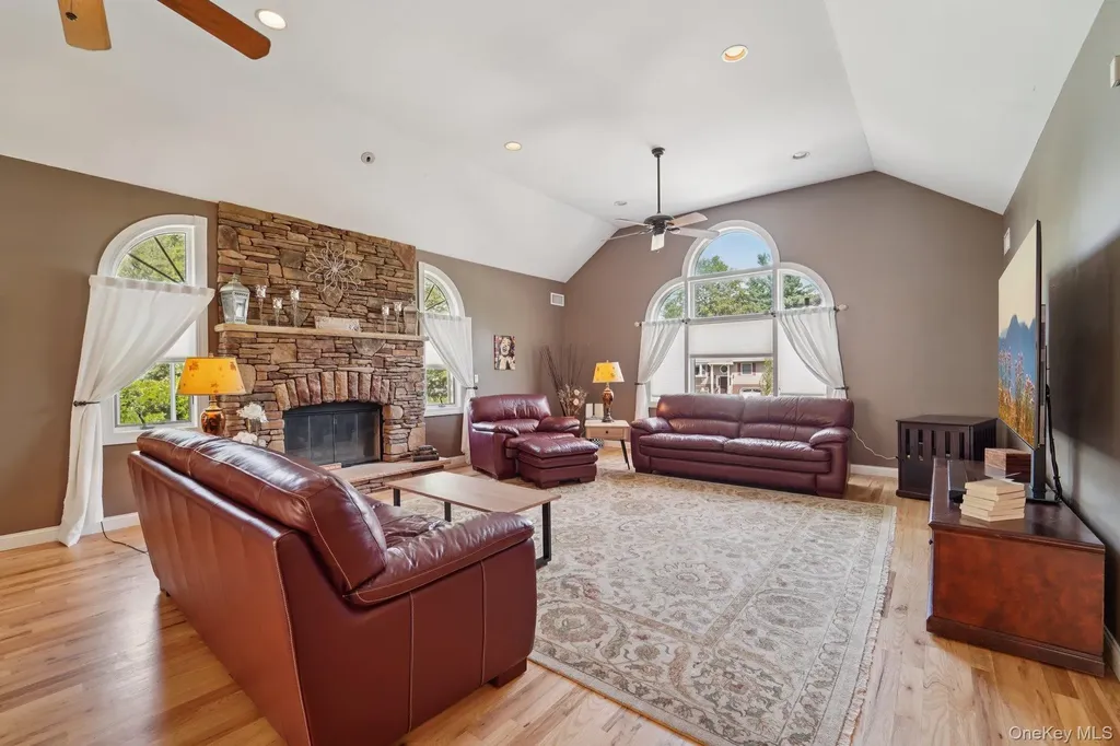 34 Clark Lane Harriman NY 10926