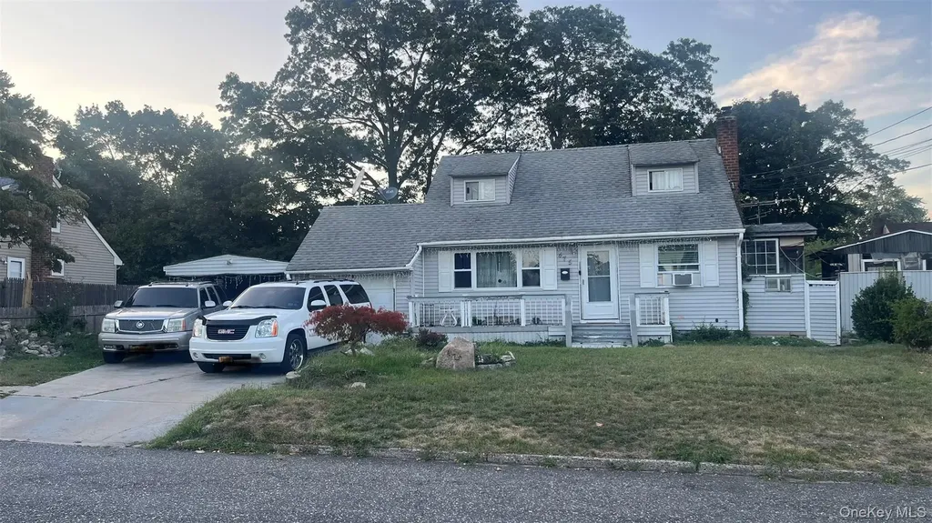 475 Clift Street Central Islip NY 11722
