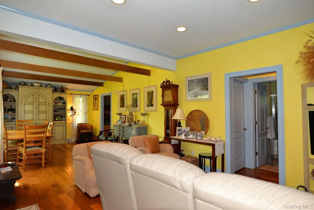 11 West Drive East Hampton NY 11937