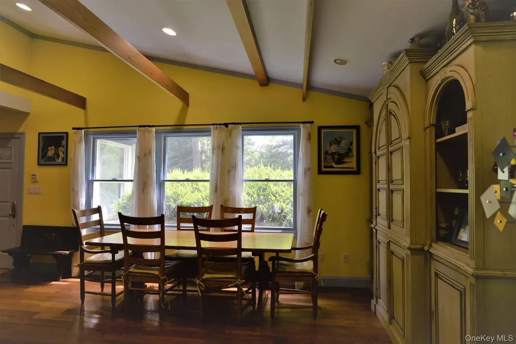 11 West Drive East Hampton NY 11937