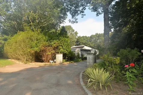 11 West Drive East Hampton NY 11937