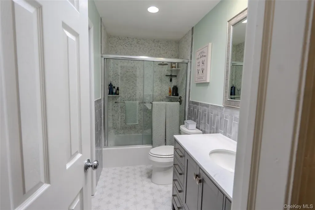 45 Harvard Lane Commack NY 11725