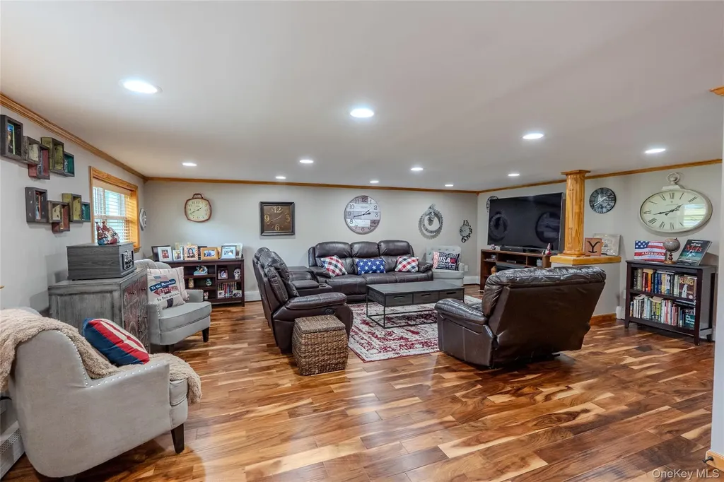 45 Harvard Lane Commack NY 11725