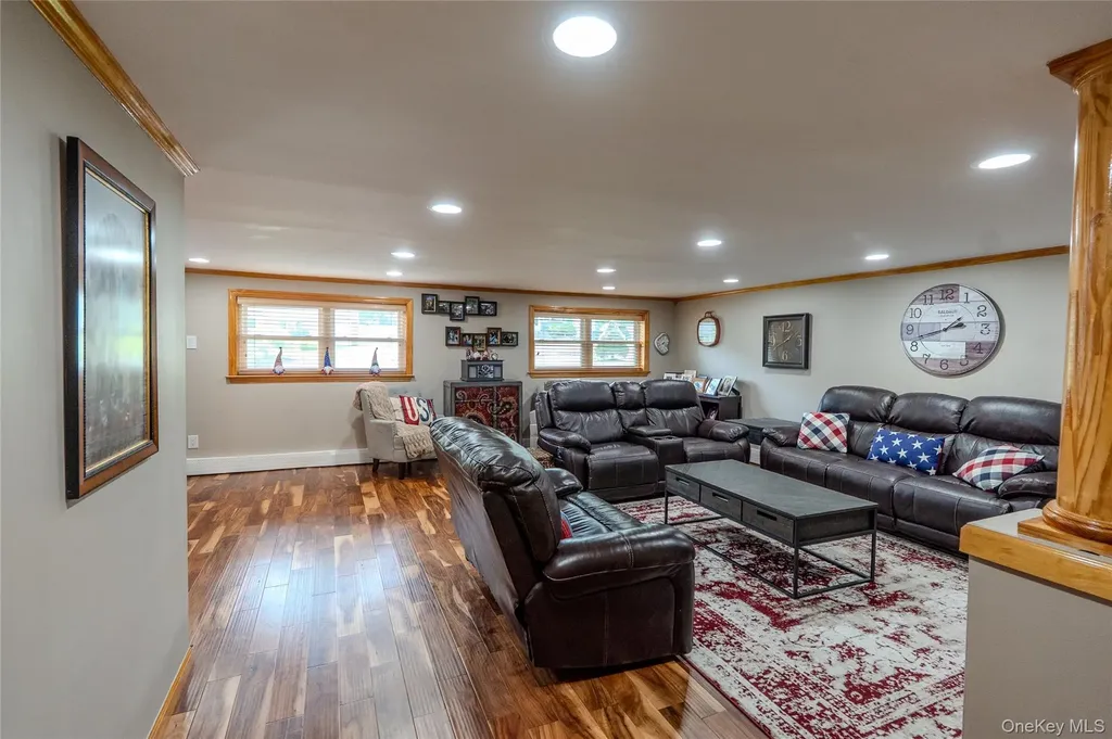 45 Harvard Lane Commack NY 11725