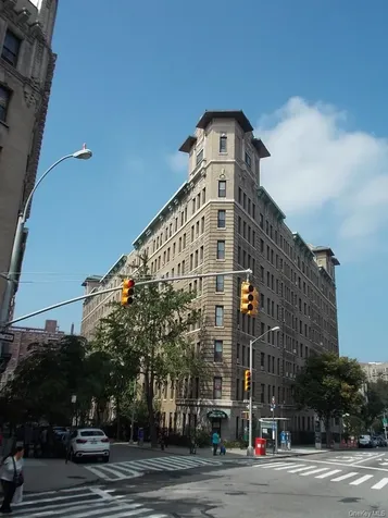800 Riverside Drive New York (manhattan) NY 10032