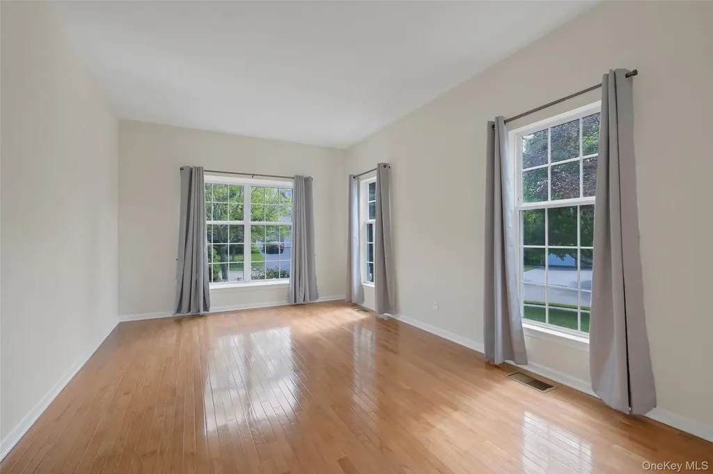 1019 Dutcher Drive Fishkill NY 12524