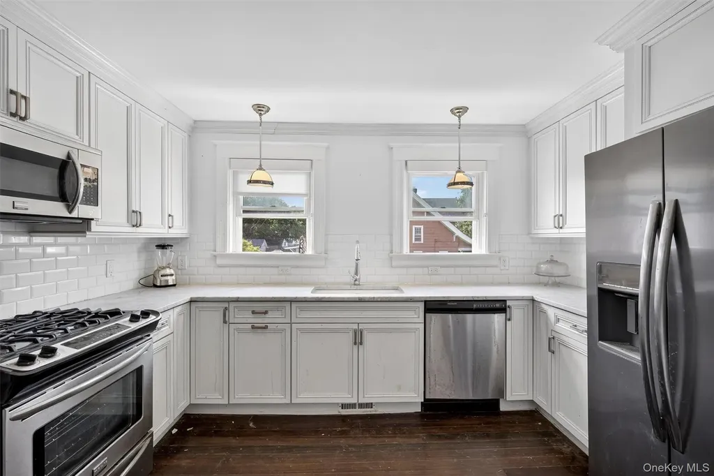 31 Worrall Avenue Poughkeepsie NY 12603