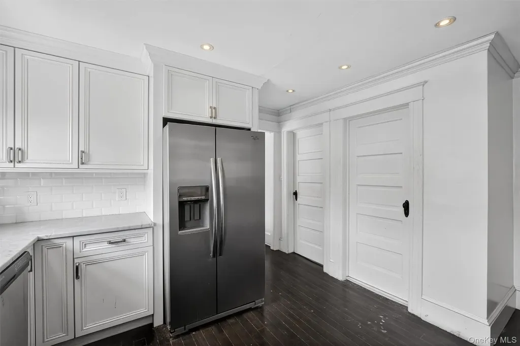 31 Worrall Avenue Poughkeepsie NY 12603