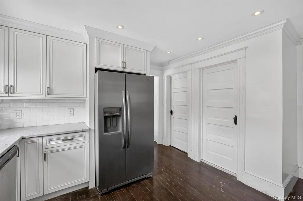31 Worrall Avenue Poughkeepsie NY 12603