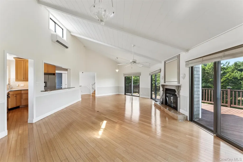 29 Stillwaters Lane Westhampton Beach NY 11978
