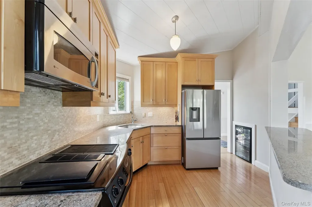29 Stillwaters Lane Westhampton Beach NY 11978