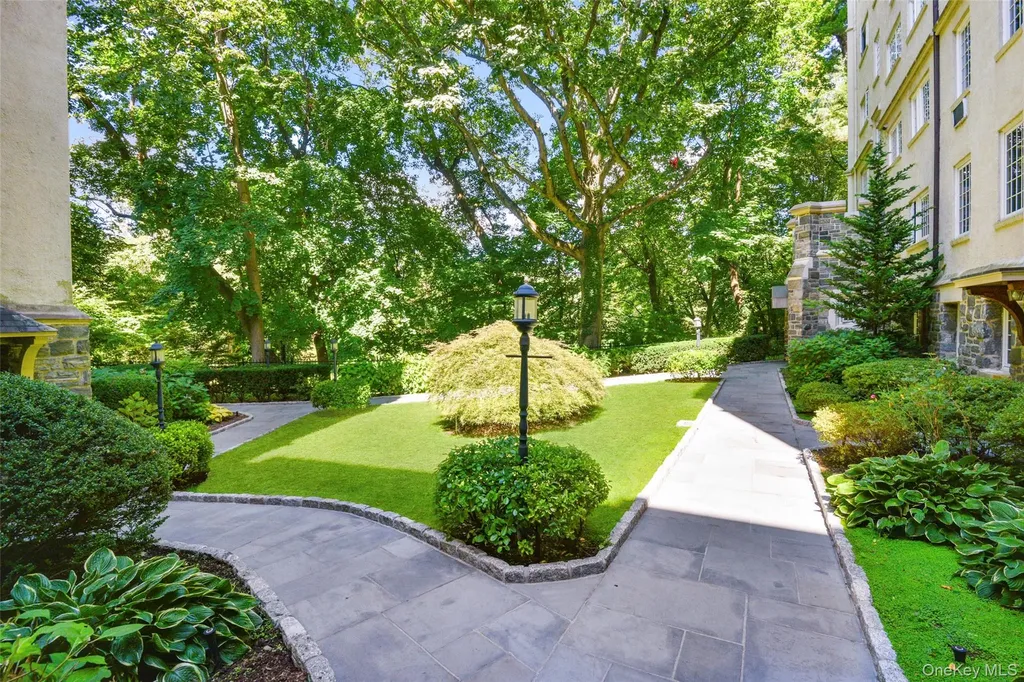 1 Rivermere Bronxville NY 10708