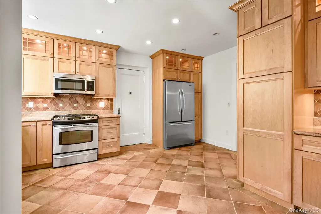 1 Rivermere Bronxville NY 10708