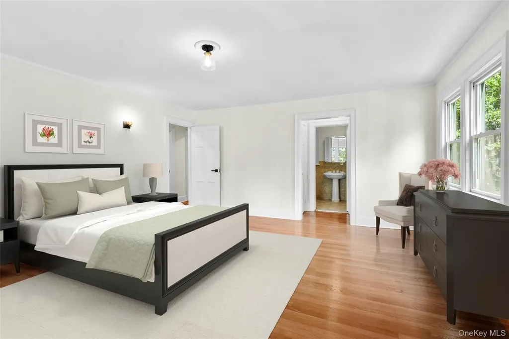 506 Siwanoy Place Pelham NY 10803