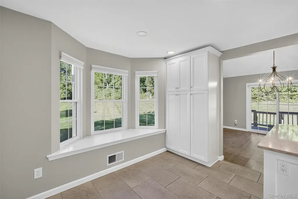60 Muirfield Court Poughkeepsie NY 12603