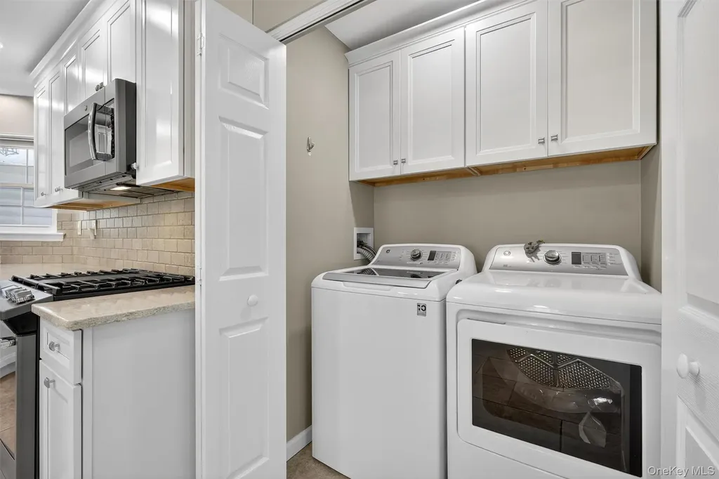 60 Muirfield Court Poughkeepsie NY 12603