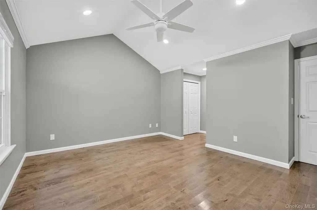 60 Muirfield Court Poughkeepsie NY 12603