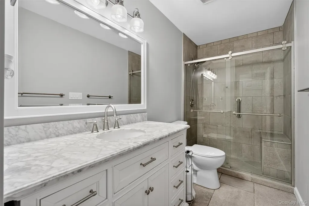 60 Muirfield Court Poughkeepsie NY 12603