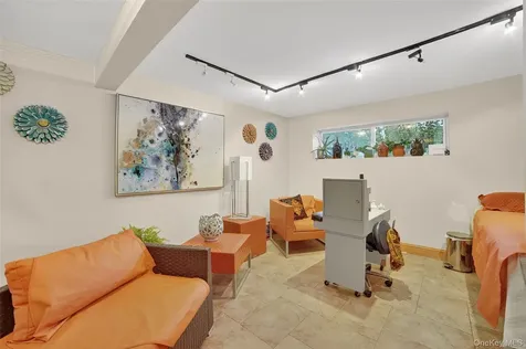 1 Overhill Road Elmsford NY 10523