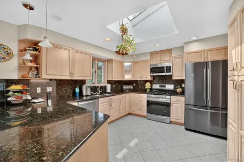 1 Overhill Road Elmsford NY 10523