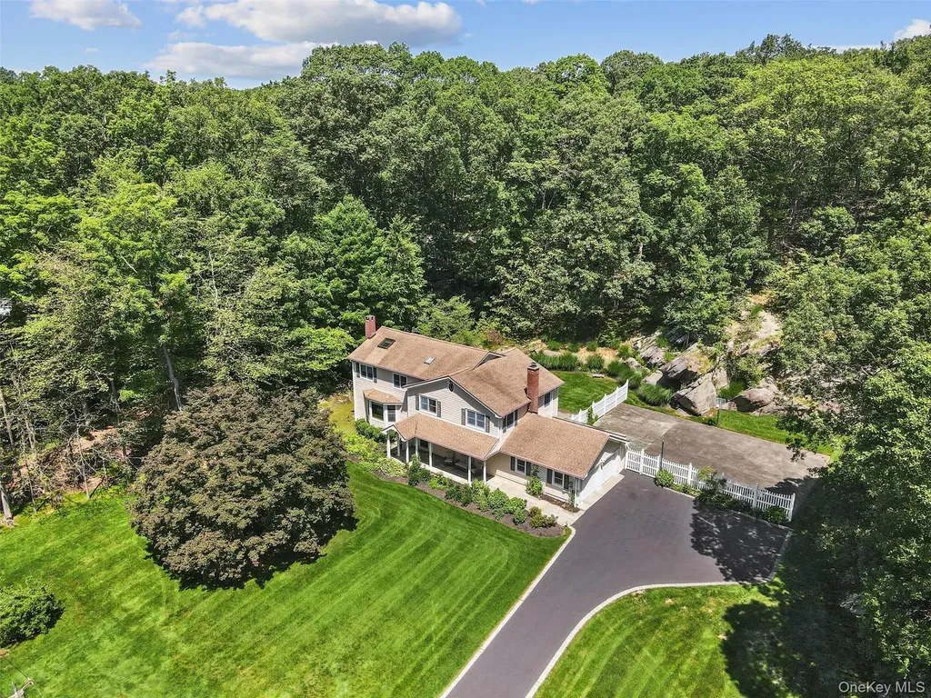 18 Fox Ridge Road Armonk NY 10504