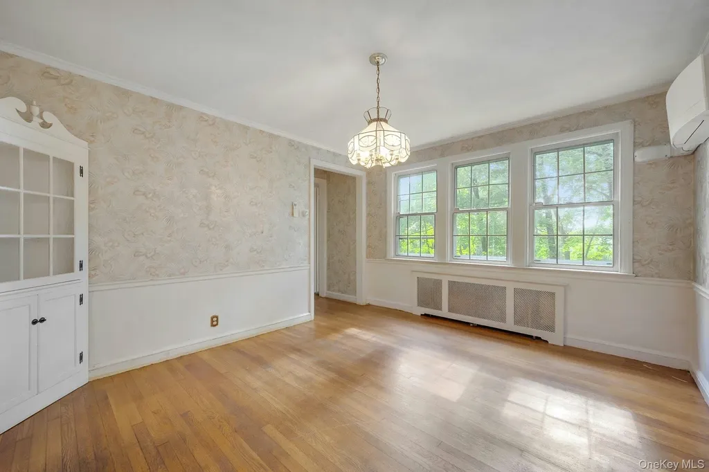 13 Barksdale Road White Plains NY 10607