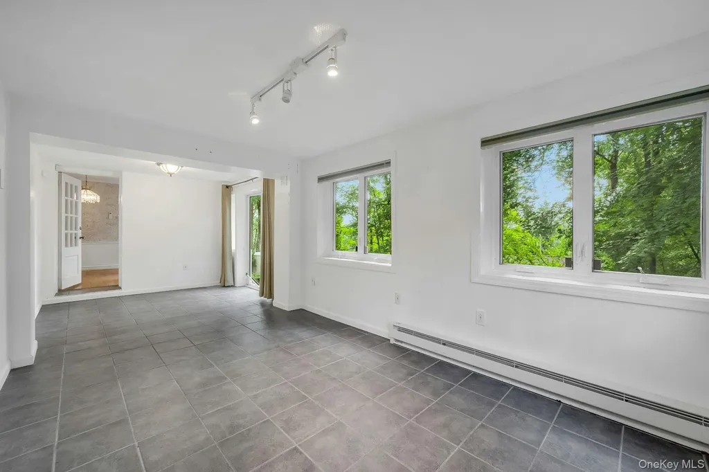 13 Barksdale Road White Plains NY 10607