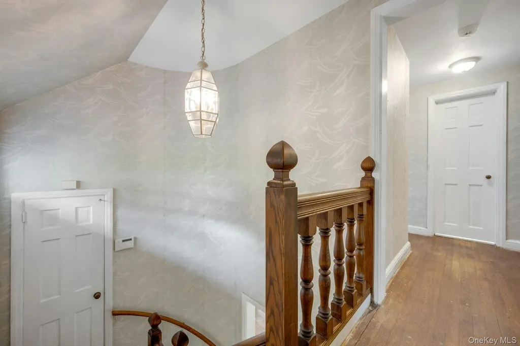 13 Barksdale Road White Plains NY 10607