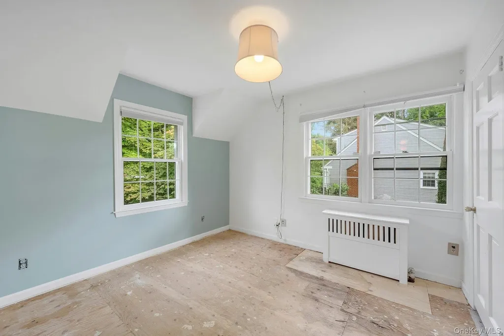 13 Barksdale Road White Plains NY 10607