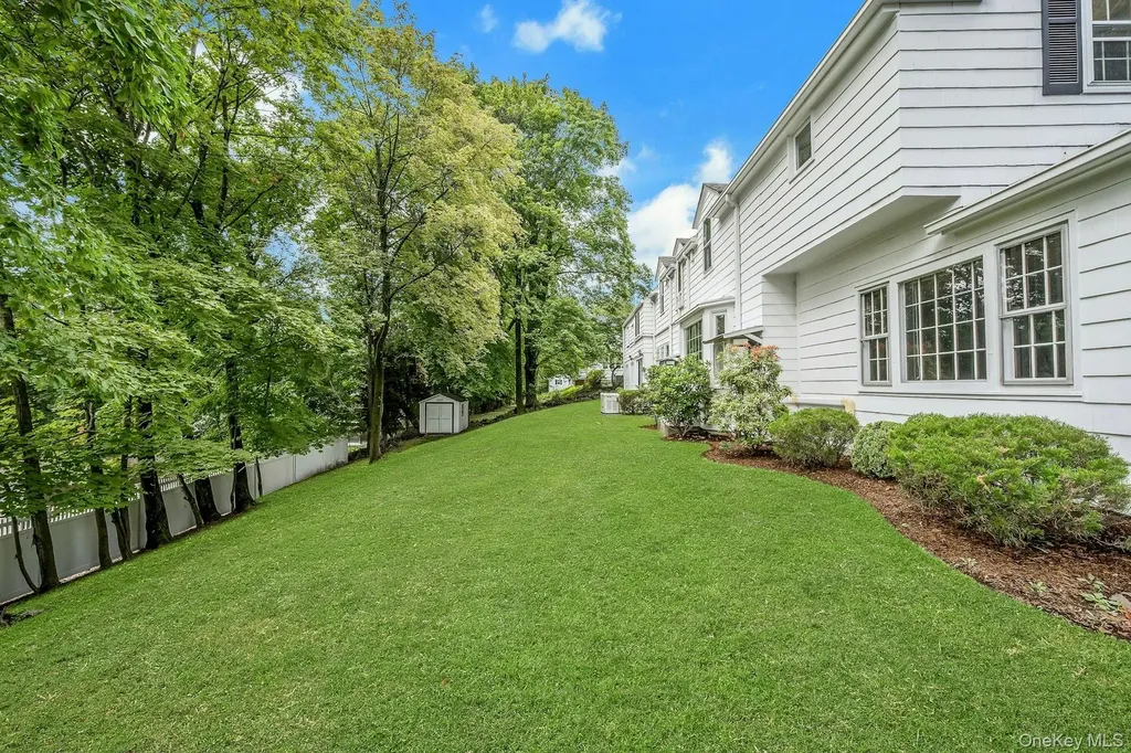 13 Barksdale Road White Plains NY 10607