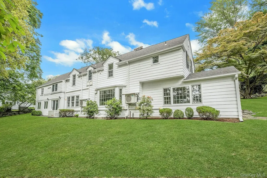 13 Barksdale Road White Plains NY 10607
