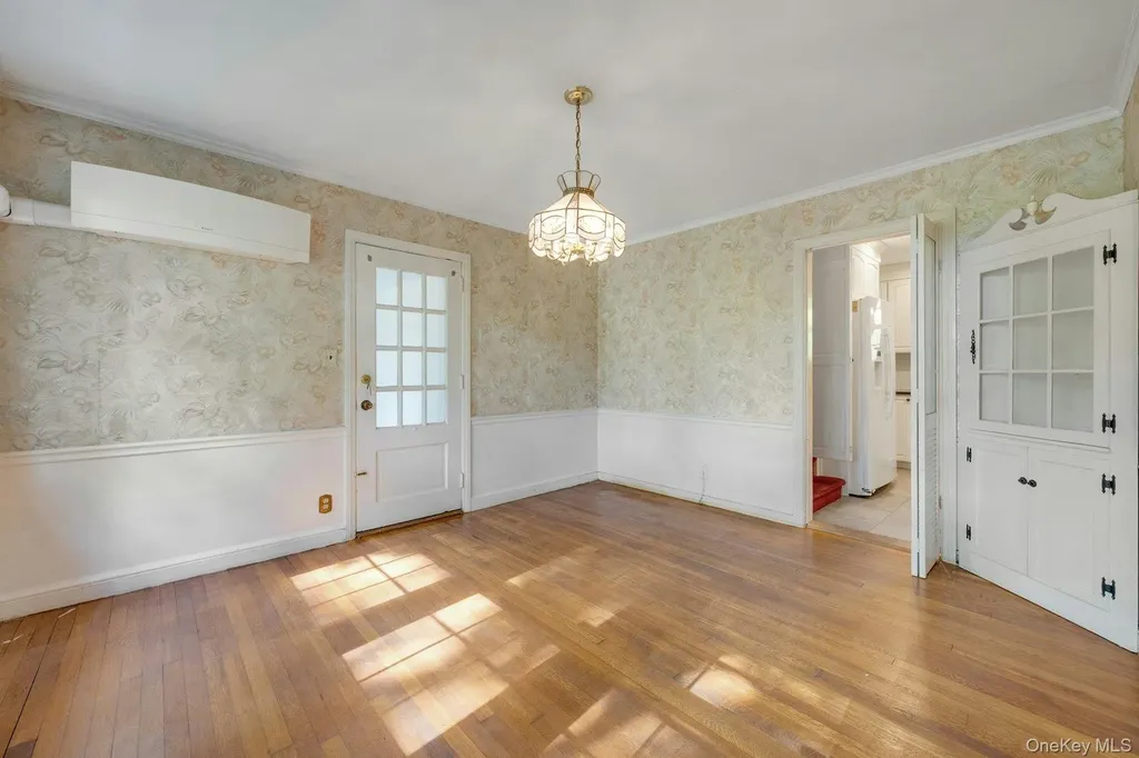 13 Barksdale Road White Plains NY 10607