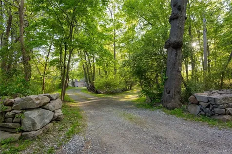 61 Indian Brook Road Garrison NY 10524