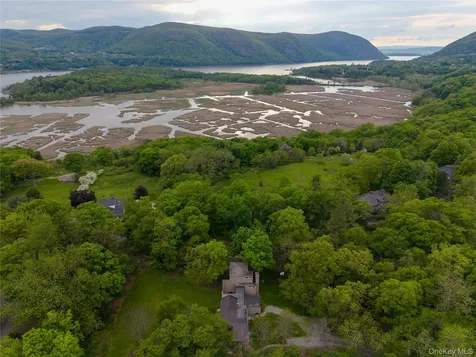 61 Indian Brook Road Garrison NY 10524