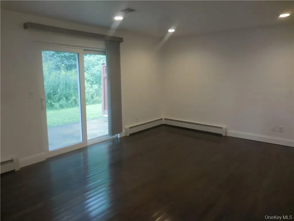 28 Marshall Drive Cornwall NY 12518