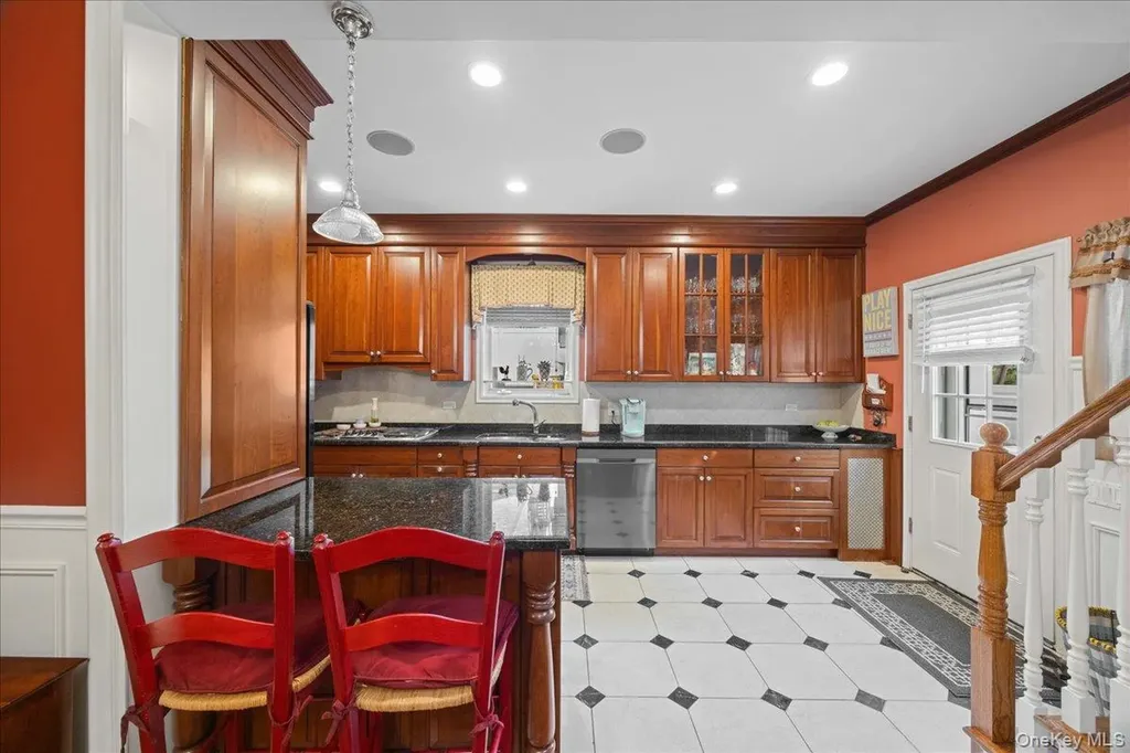 53 Rich Avenue Mount Vernon NY 10550