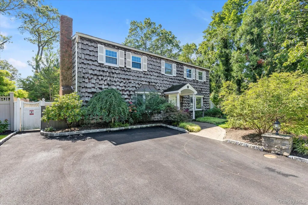1630 Temple Drive Wantagh NY 11793